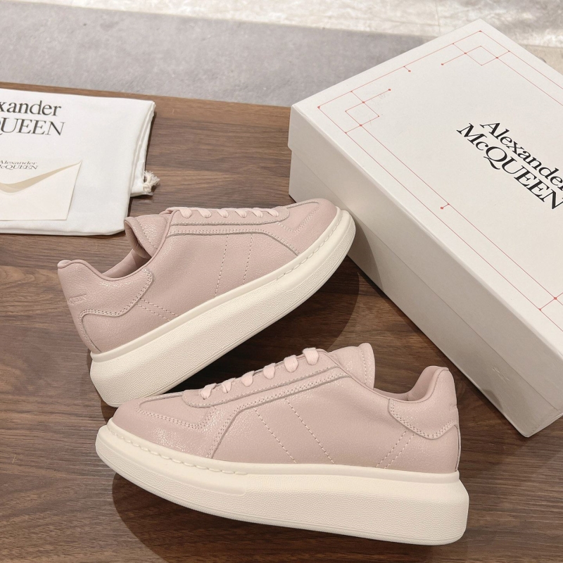 alexander M*Q*en casual shoes